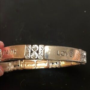 Silver tone Inspirational Bracelet Faith and Love